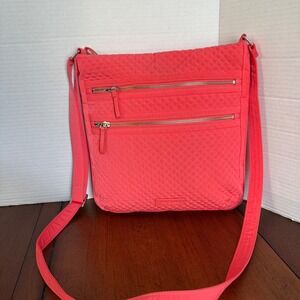 Vera Bradley Quilted Crossbody Bag Coral Pink Zip Pockets Adjustable Strap